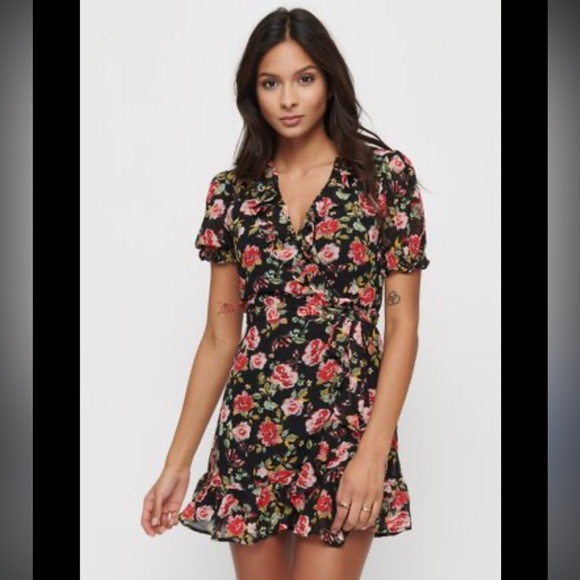 DYNAMITE Romantic Floral Dress - Picture 5 of 15